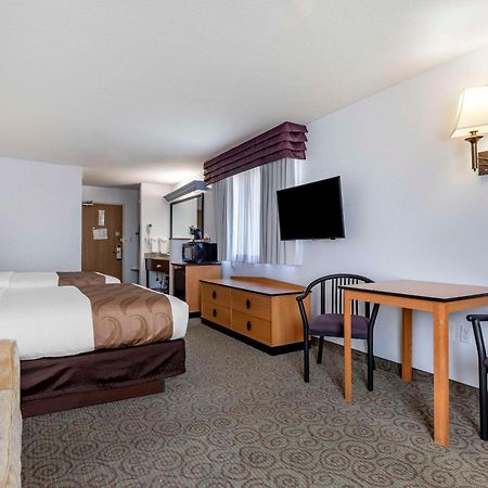 Quality Inn & Suites Denver Airport - Gateway Park Aurora Exterior photo